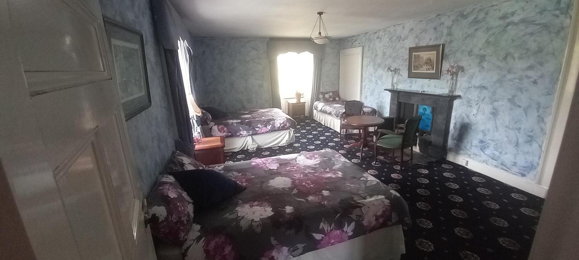 Cregg Castle Guest House Galway Room photo